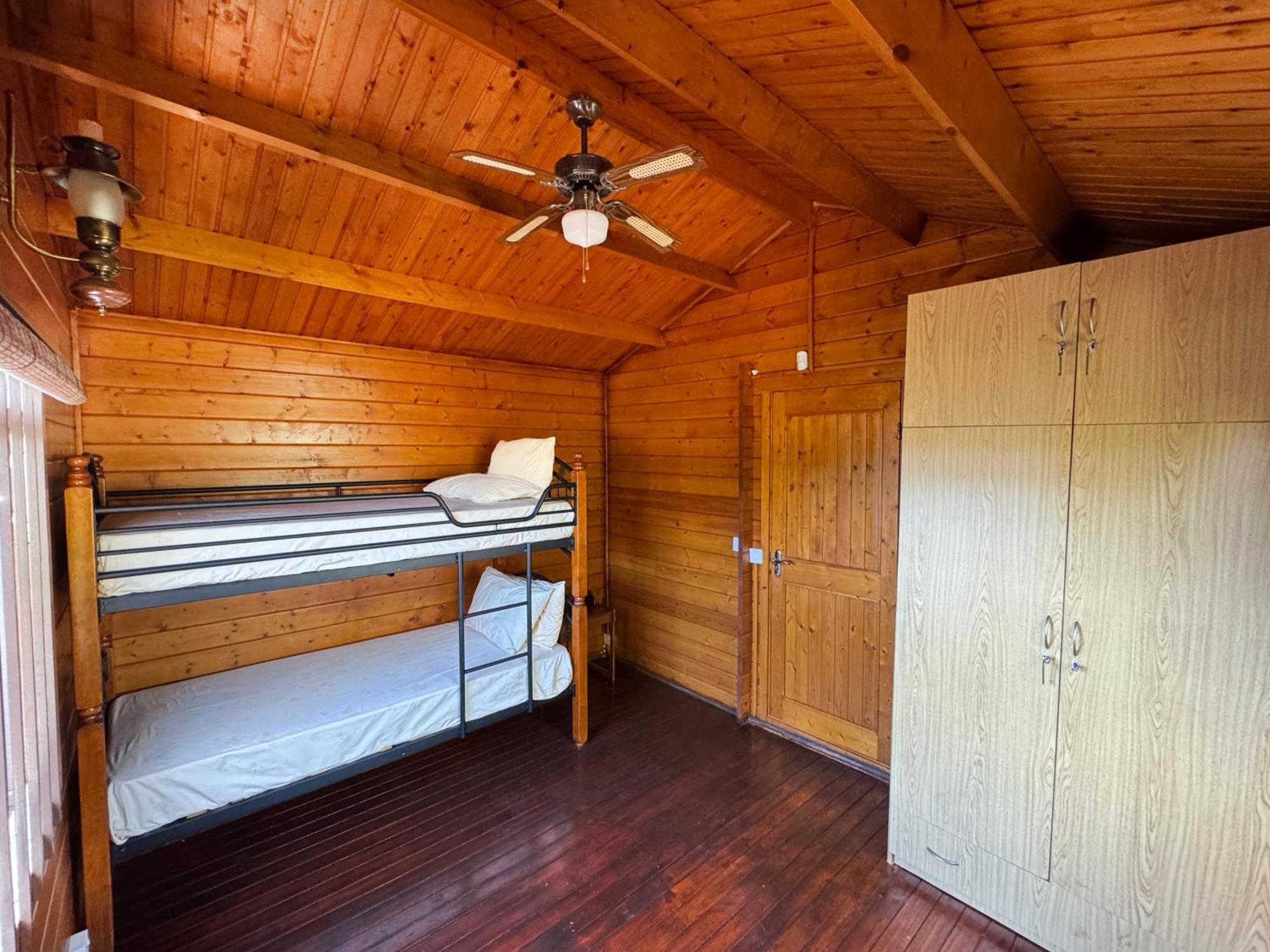 Private With Pool Chalet Quatre Bornes